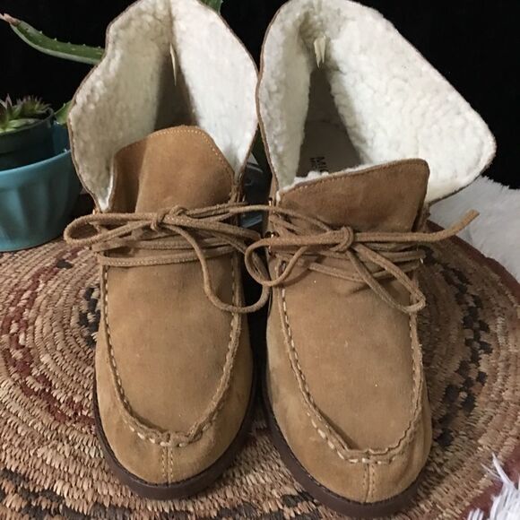 Michael Kors Leather Suede Moccasin wedge Booties - Picture 6 of 16